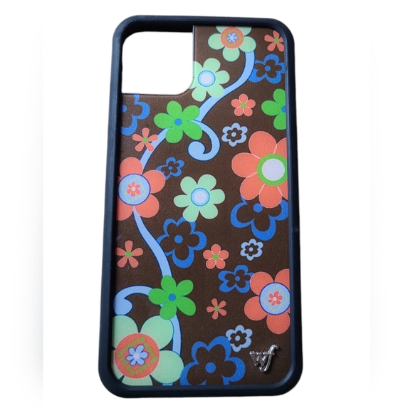 NIB | WILDFLOWER LIMITED EDITION IPHONE CASSES |"STAY WILD, FLOWER CHILD" - Picture 5 of 11